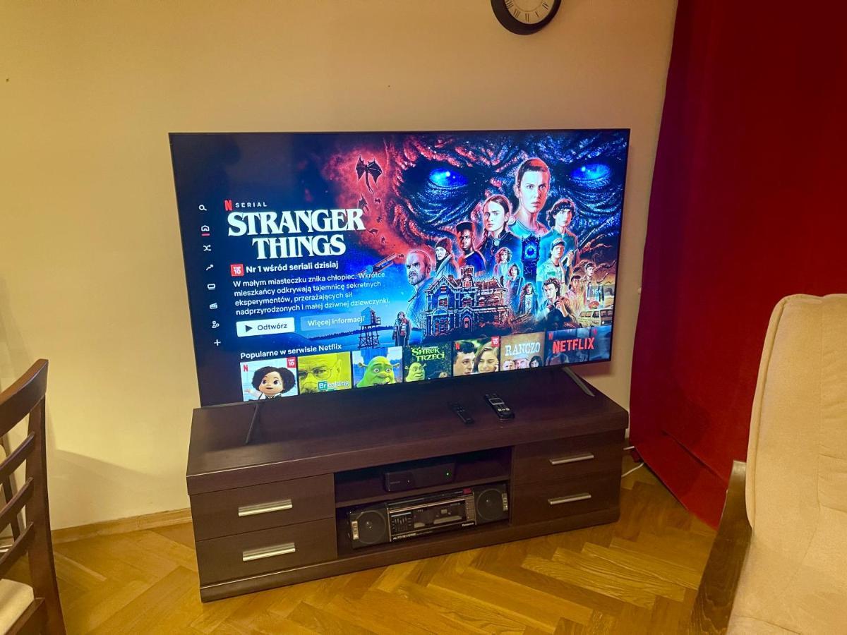 Апартаменты Raven Metro Fast Wifi 70'Tv Netflix Hbomax Appletv Варшава Экстерьер фото